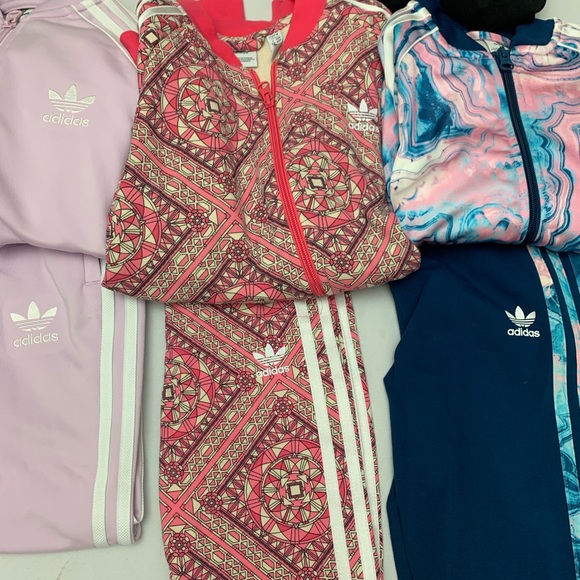 Adidas girls track suit bundle size 10-12. - Picture 3 of 6